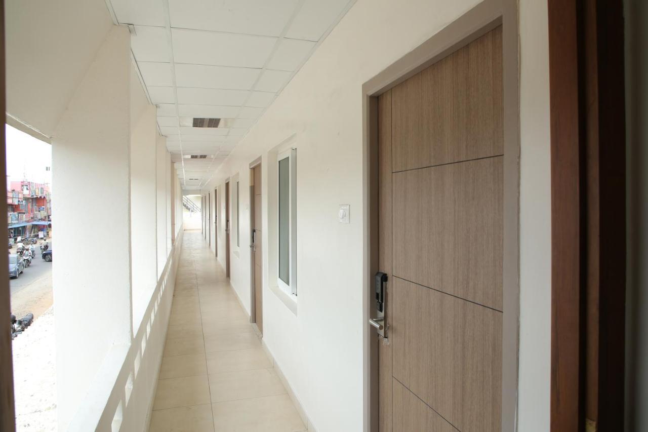 Kalpana Nest Hotel Tudiyalur Kültér fotó